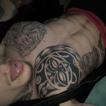 Accompagnatore gigolo Rikyilmagnifico