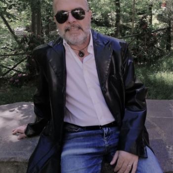 Accompagnatore gigolo Vittoriano