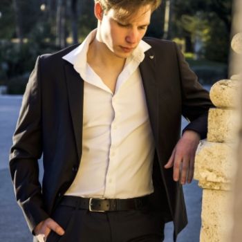 Accompagnatore gigolo Edward