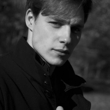 Accompagnatore gigolo Edward