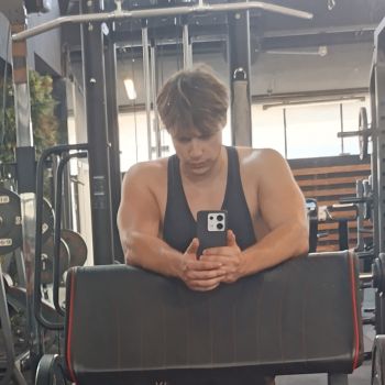 Accompagnatore gigolo Edward