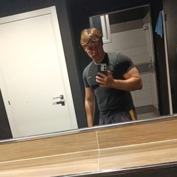 Accompagnatore gigolo Edward