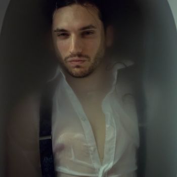 Accompagnatore gigolo Virgo