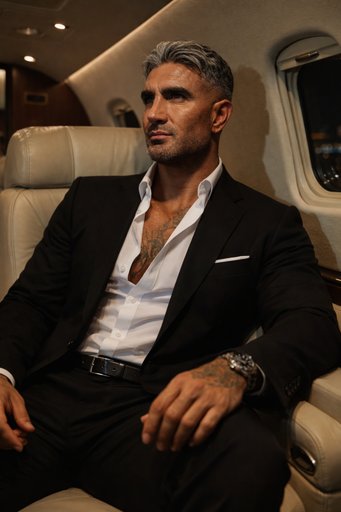 Accompagnatore gigolo Luca