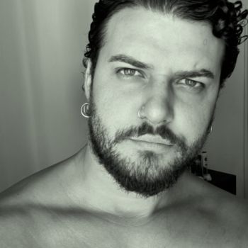 Accompagnatore gigolo Konstantino