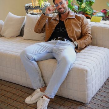 Accompagnatore gigolo Ricky