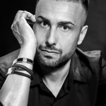 Accompagnatore gigolo Antonio...