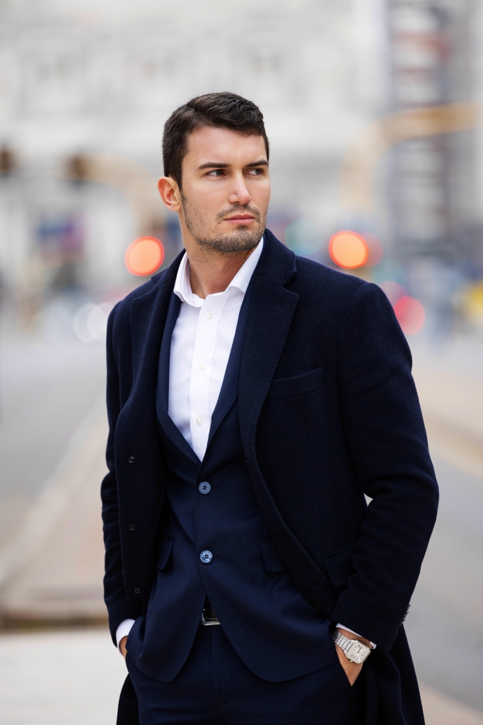 Accompagnatore gigolo Valentino