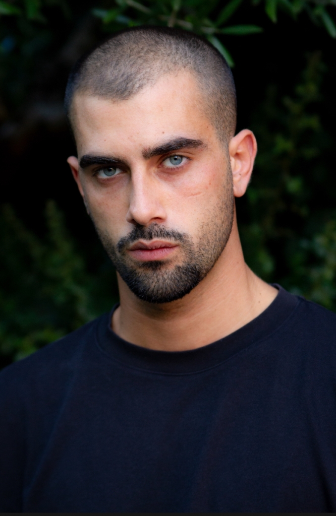 Accompagnatore gigolo L'Amateur