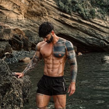 Accompagnatore gigolo Ryan Bale