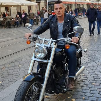 Accompagnatore gigolo Marco