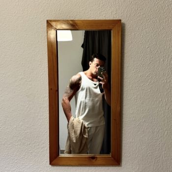 Accompagnatore gigolo Chrismontana
