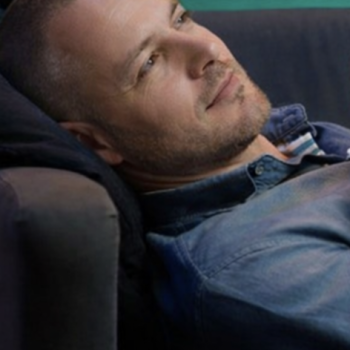 Accompagnatore gigolo Valentino 