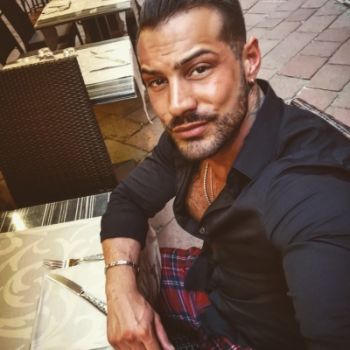 Accompagnatore gigolo Derek