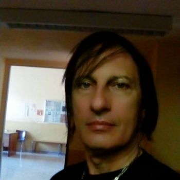 Accompagnatore gigolo Simba