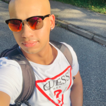 Accompagnatore gigolo Ciko