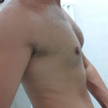 Accompagnatore gigolo Antoniogigol&ograve;