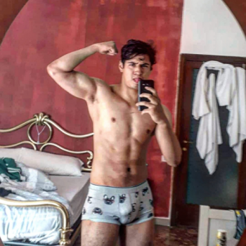 Accompagnatore gigolo Jonny98