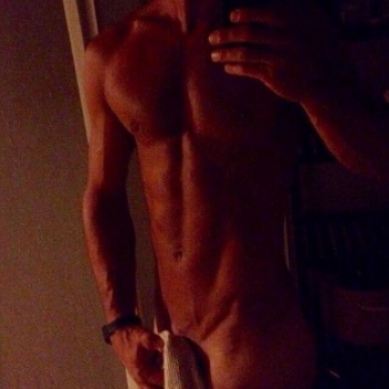 Accompagnatore gigolo Toyboy1