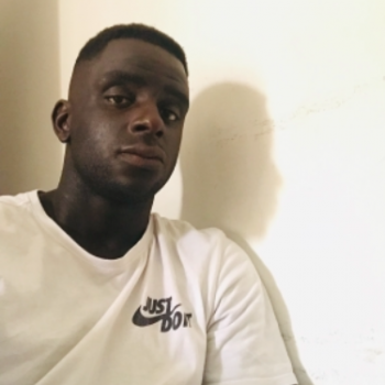 Accompagnatore gigolo Modou