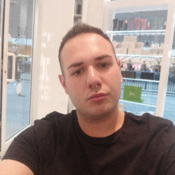 Accompagnatore gigolo New