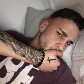 Accompagnatore gigolo Cirolui
