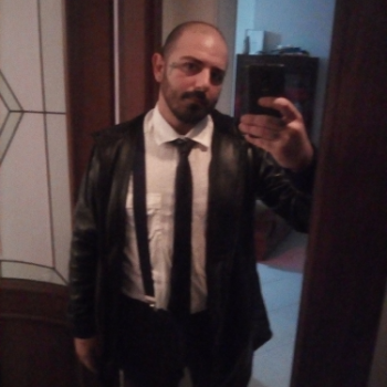 Accompagnatore gigolo Francesco.