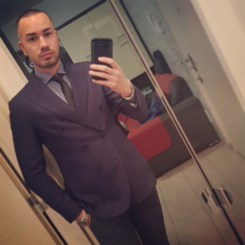 Accompagnatore gigolo Dante