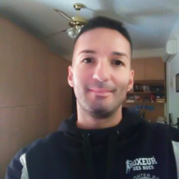 Accompagnatore gigolo Simone