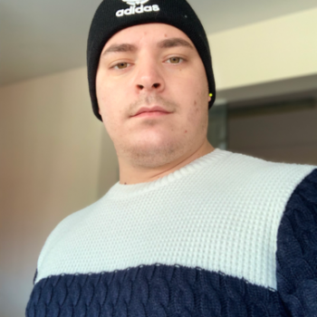 Accompagnatore gigolo Torello10