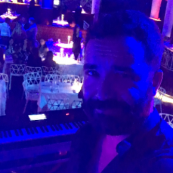 Accompagnatore gigolo Sal