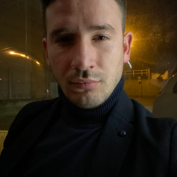 Accompagnatore gigolo Lory