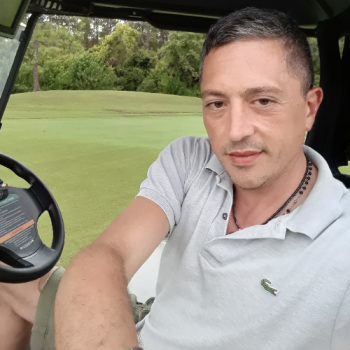 Accompagnatore gigolo Manny