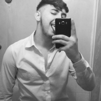 Accompagnatore gigolo Adrian