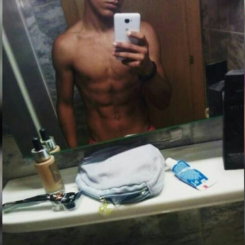 Accompagnatore gigolo Andres