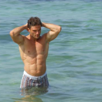 Accompagnatore gigolo Roger