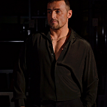 Accompagnatore gigolo Tomax