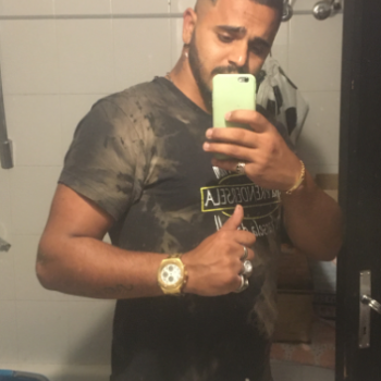 Accompagnatore gigolo Giuliosti