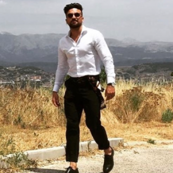 Accompagnatore gigolo Antonioantonio