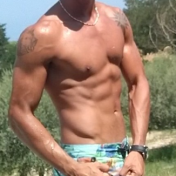 Accompagnatore gigolo Tonymel