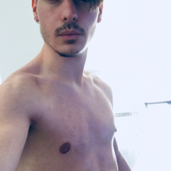 Accompagnatore gigolo Antods
