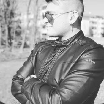 Accompagnatore gigolo Gentile