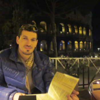 Accompagnatore gigolo Paul Nicolaie