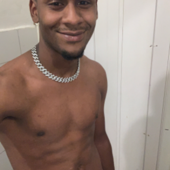 Accompagnatore gigolo Luis69