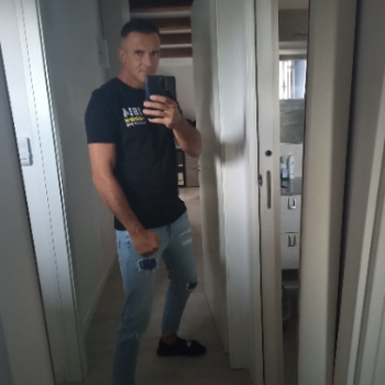 Accompagnatore gigolo Brando