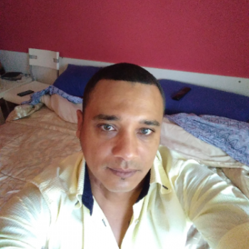 Accompagnatore gigolo Tucubano
