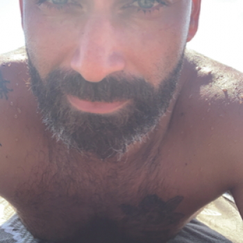 Accompagnatore gigolo Enzo.