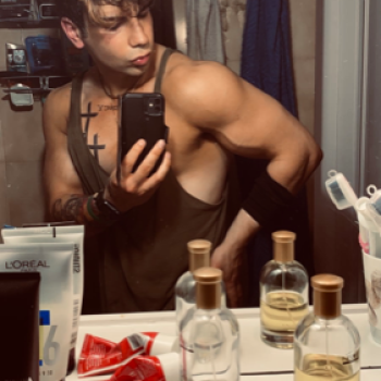 Accompagnatore gigolo Antonioderek