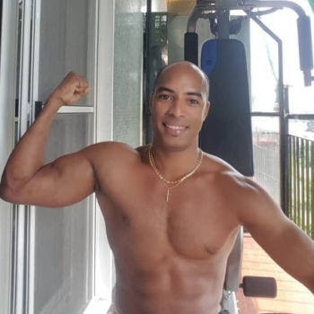 Accompagnatore gigolo Yendri84