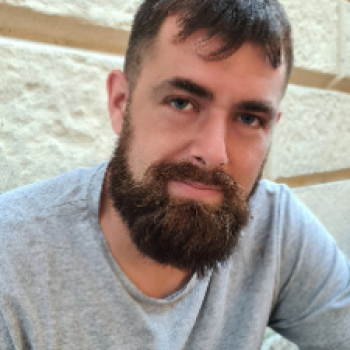 Accompagnatore gigolo Luca